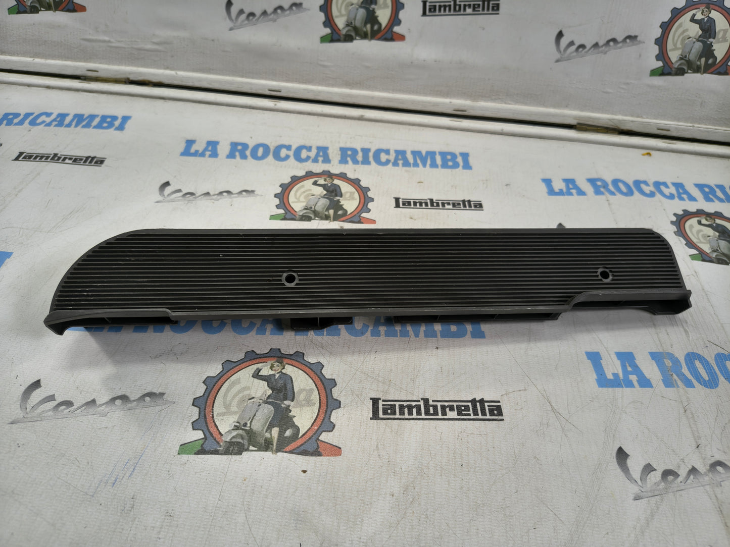 Pedana Poggiapiedi Grigia Lato DX Piaggio SI - 227669