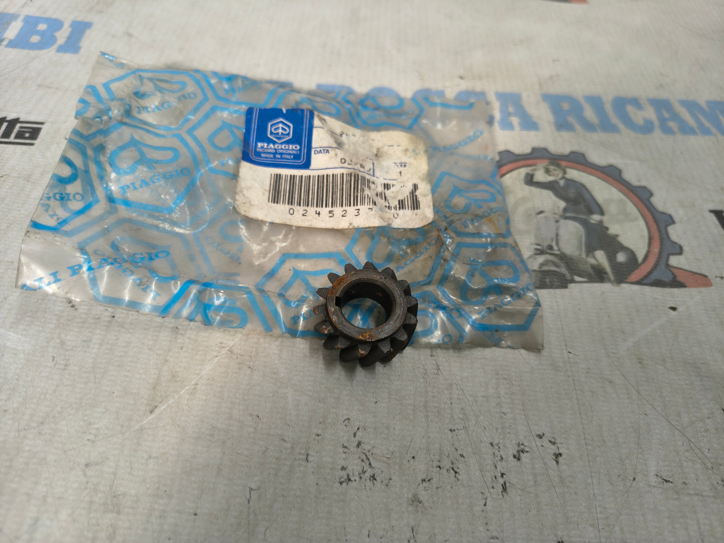 INGRANAGGIO PIGNONE X TRASMISSIONE 14D. ELIC VESPA & APE 50 (RIDOTTO) 245237