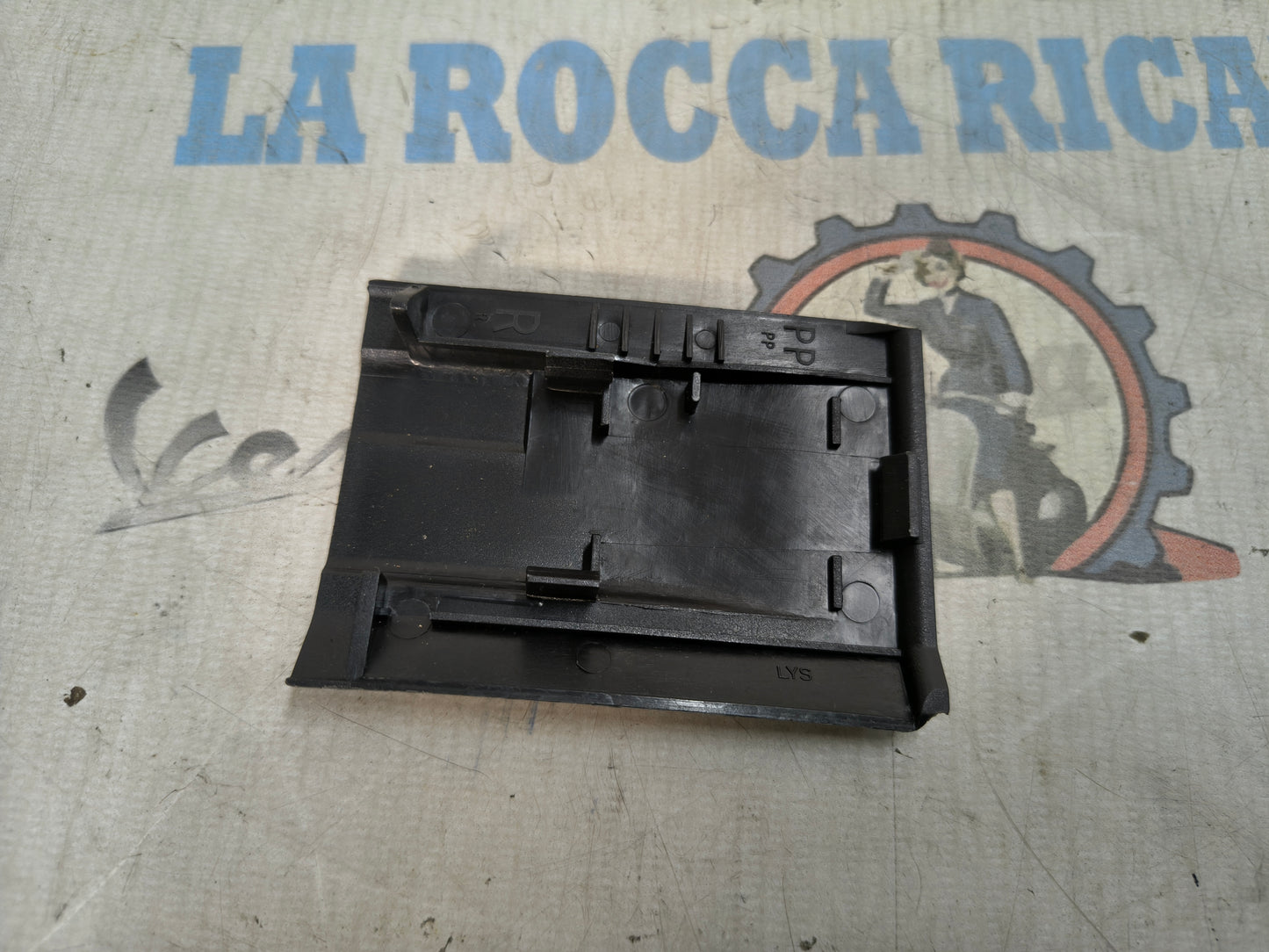 Coperchio finale guida porta scorrevole Piaggio Porter Van DX 7565187201000