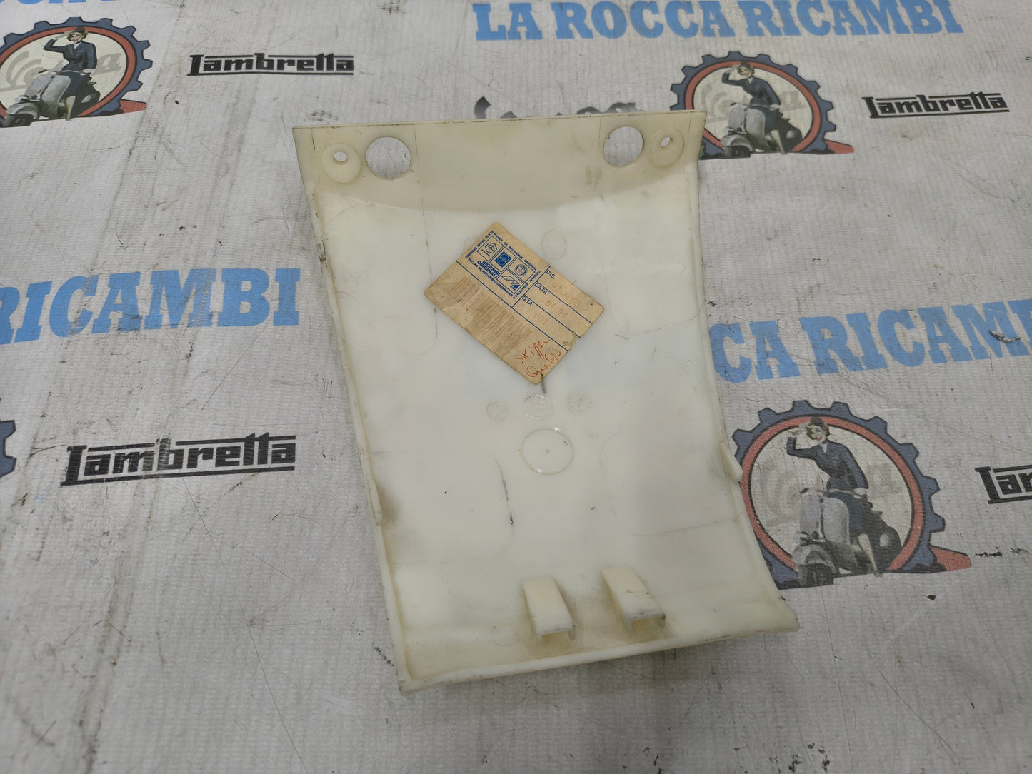 COPERCHIO FIANCATE PIAGGIO 50 125 QUARTZ SKIPPER/9246005