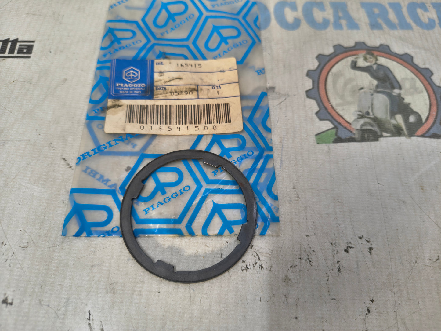 ANELLO SPALLAMENTO 1,5 MM CAMBIO APE 50 PIAGGIO 165415/APE