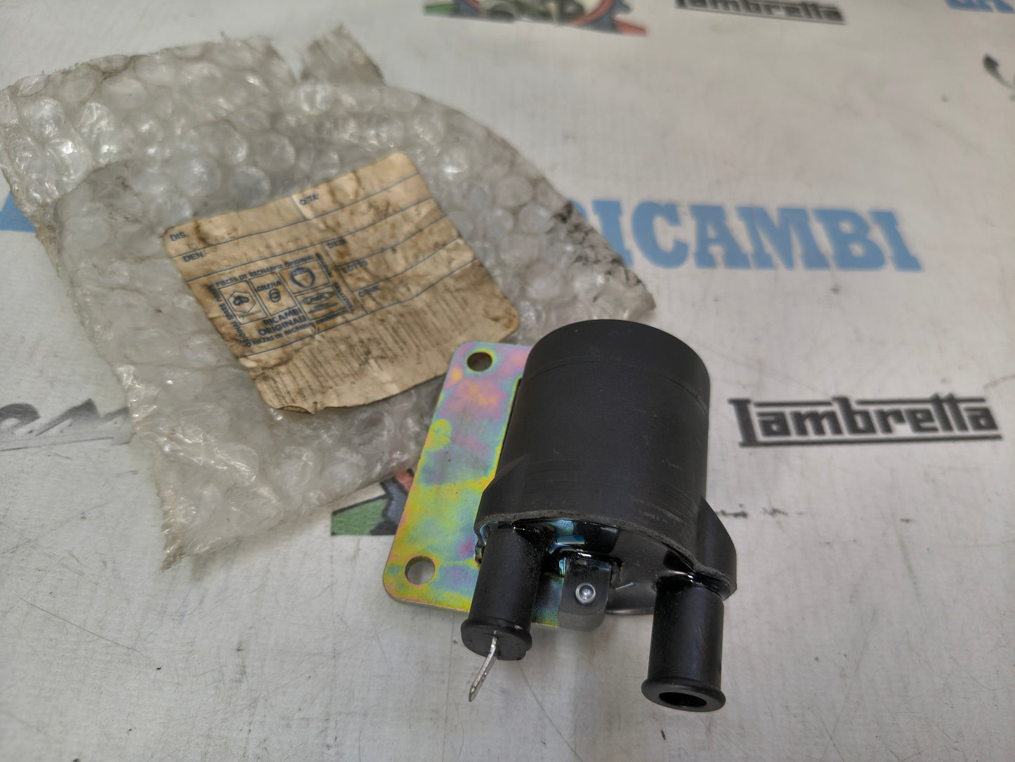 Bobina di accensione Piaggio 180 Hexagon Originale 826115