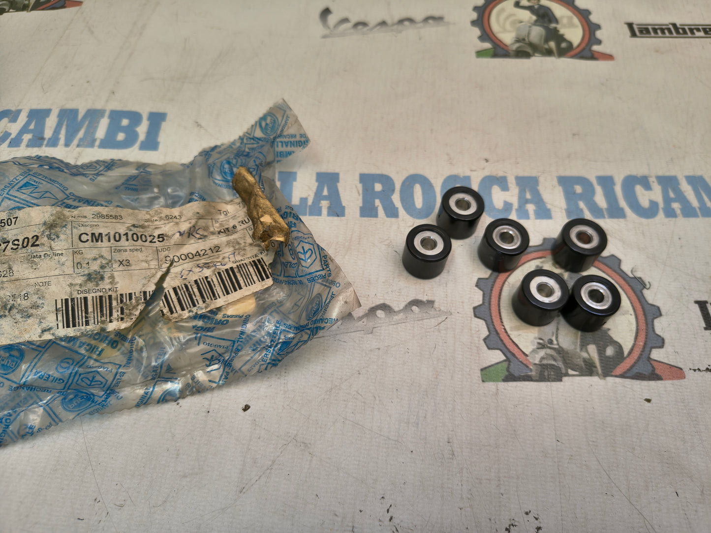kit 6 rulli variatore piaggio vespa ET2 originali piaggio cod.CM1010025