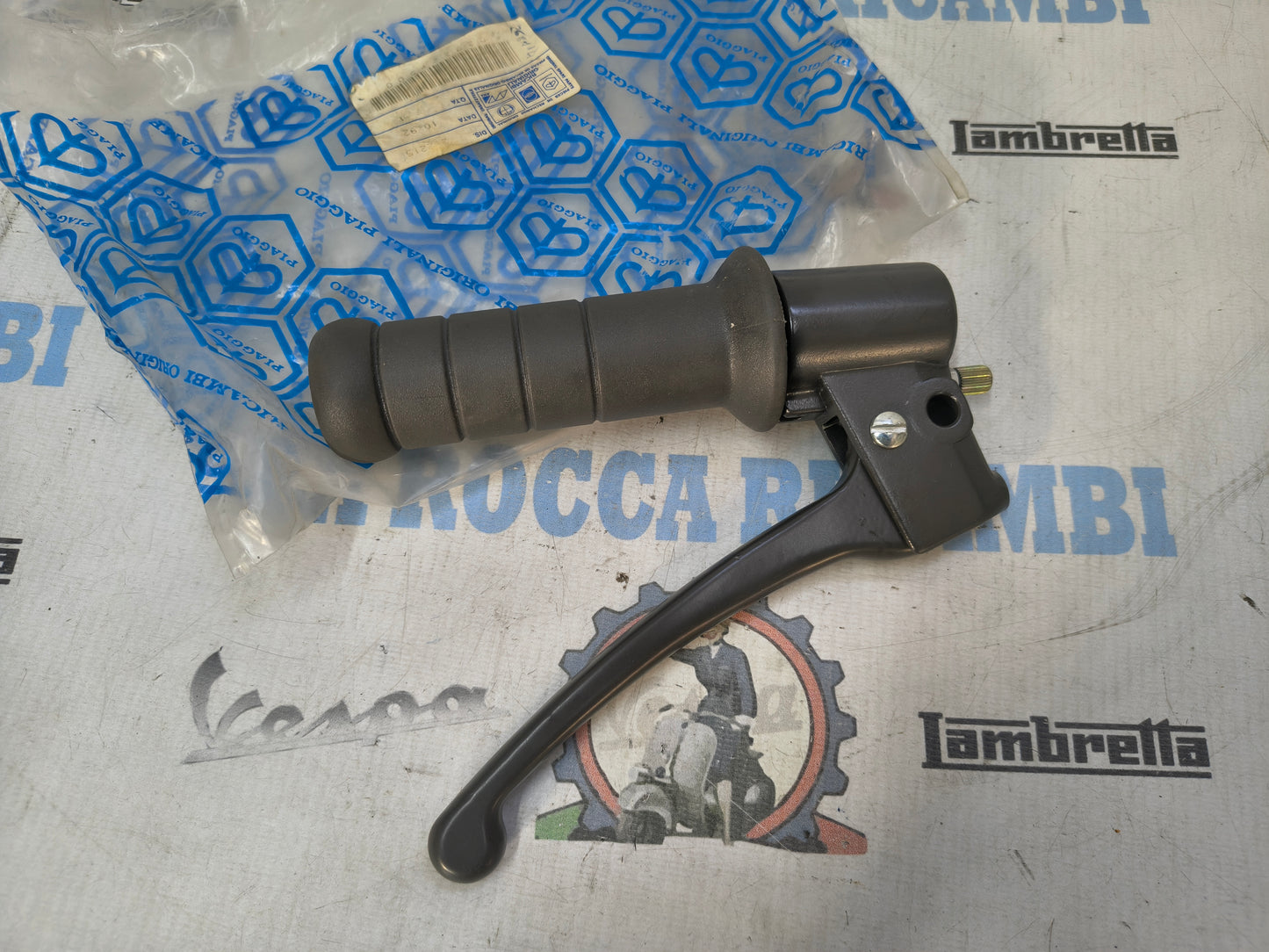 Comando destro PIAGGIO 24 mm Originale 292215