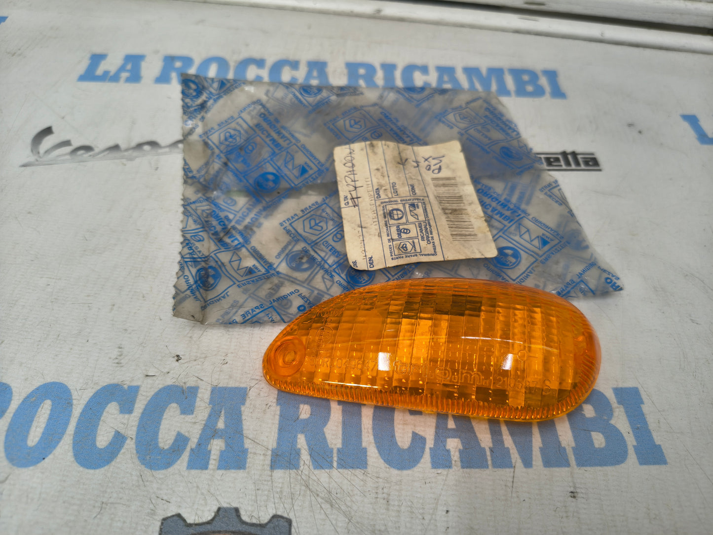 Plastica Freccia Posteriore Sinistra Originale Piaggio NRG 50 NTT 50 - 498437