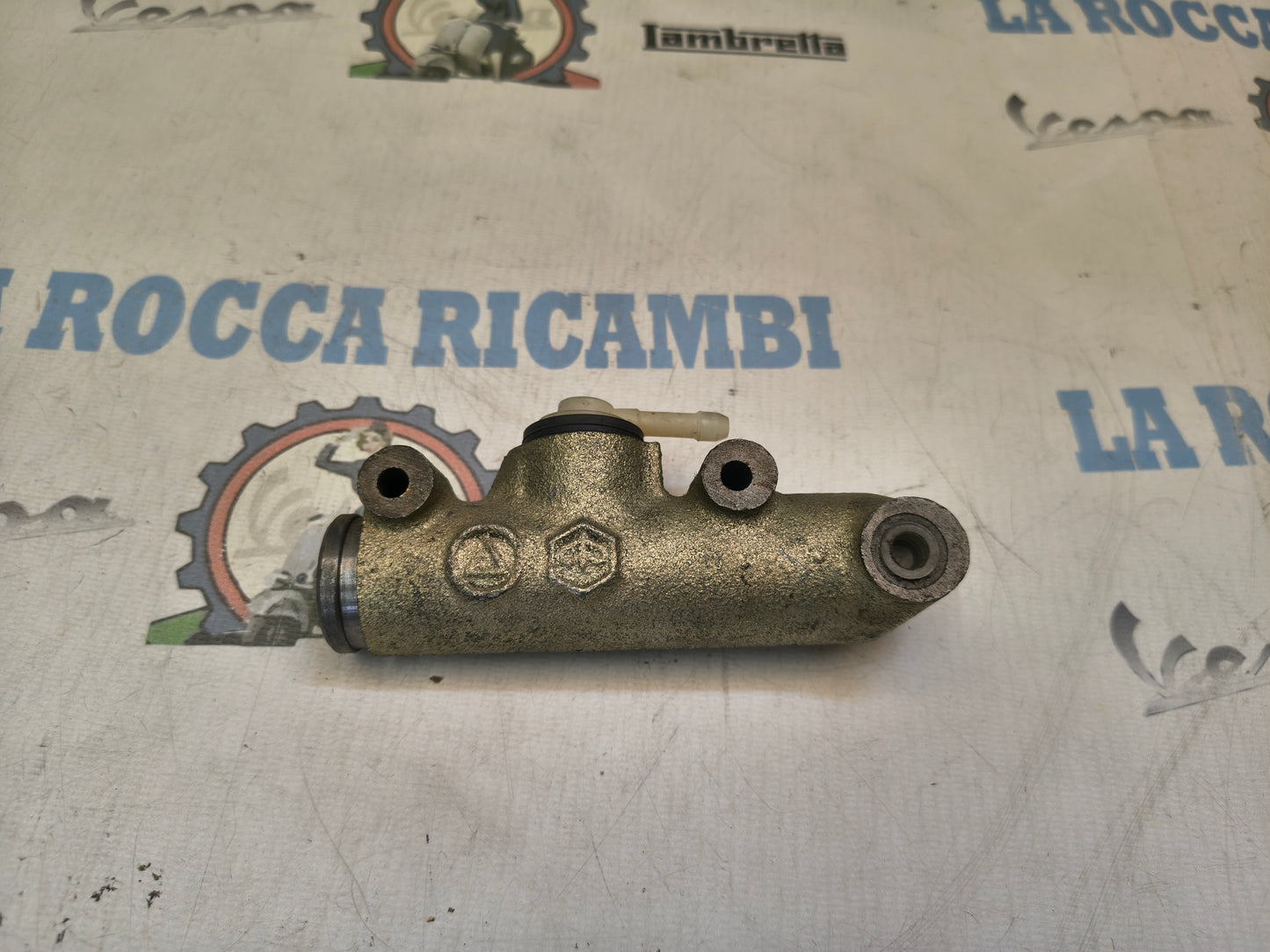 Pompa freni APE CAR 703 TM ORIGINALE FONDO DI MAGAZZINO