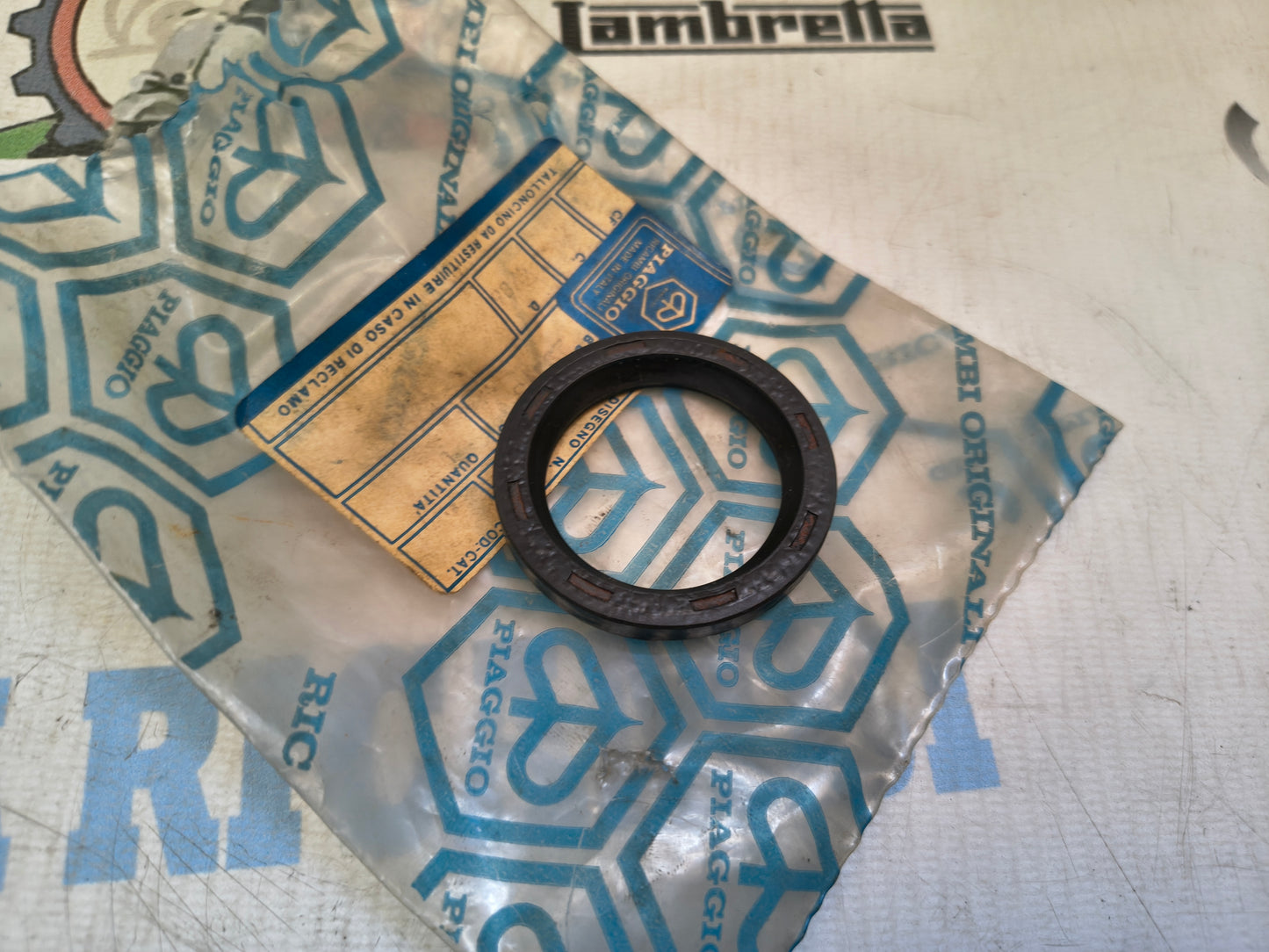 Paraolio albero cambio posteriore ø35x47x7 CORTECO Vespa 150 GS - R.O. Piaggio 020359