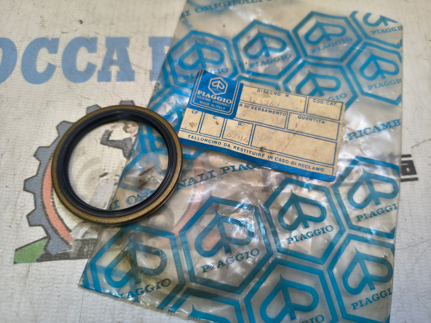 PARAGRASSO X MOZZO RUOTA ANT. VESPA PX PRIMA SERIE 42X52X4 - 174363
