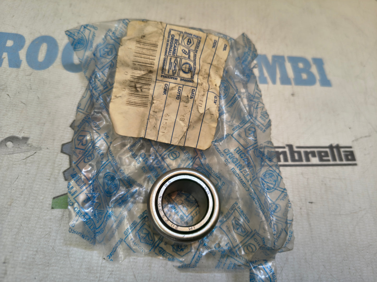 ASTUCCIO A RULLI (25x33x20) ASSE RUOTA POSTERIORE APE 50 128080