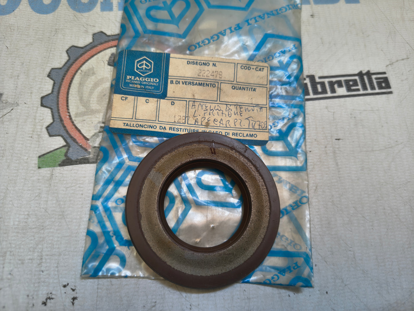 PARAOLIO ALBERO MOTORE LATO FRIZIONE ORIGINALE PIAGGIO APE TM 602/703-MP 222478