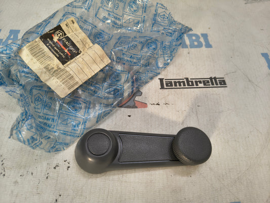MANIGLIA ALZAVETRO PIAGGIO PORTER VAN 6920787Z01030