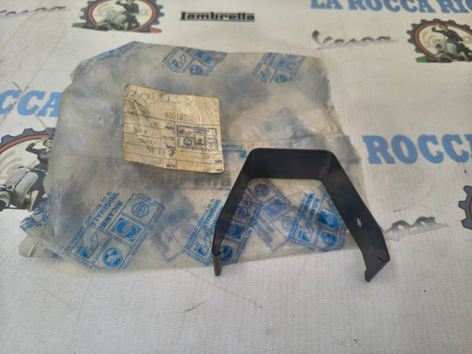 STAFFA SUPPORTO CRIC PER PIAGGIO PORTER-QUARGO 5811787Z01000