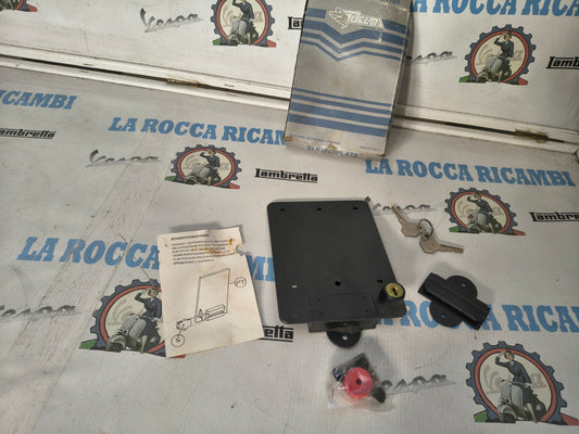 Portatarga con antifurto DELTA per ciclomotori e Vespa 50