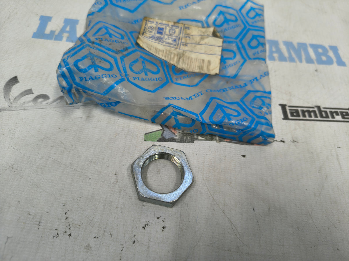 Dado rubinetto serbatoio carburante Vespa 50 FL2 px originale piaggio 138935