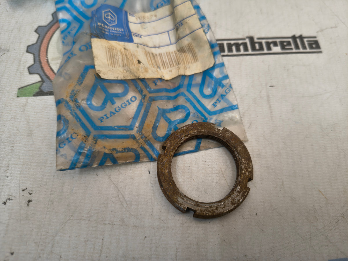 GHIERA CALOTTE PER PIAGGIO APE CALESSINO 200 (108874)