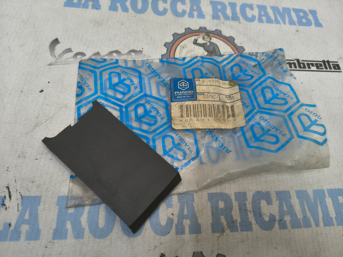 COPERCHIO SOTTOSELLA TELAIO PIAGGIO BRAVO/SUPERBRAVO — 269190