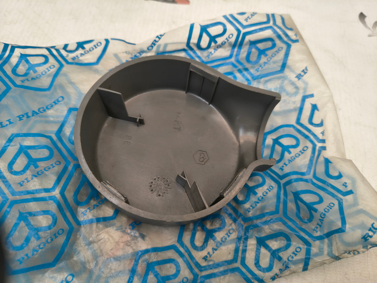 COPERCHIO FORCELLA SINISTRO ORIGINALE PIAGGIO FREE 50, FREE 50 FL 269701