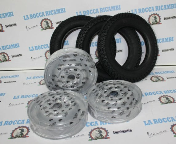 KIT 3 COPERTONI PNEUMATICI 2 75 X 9 + 3 CERCHI CHIUSI VESPA 50 - 1° SERIE