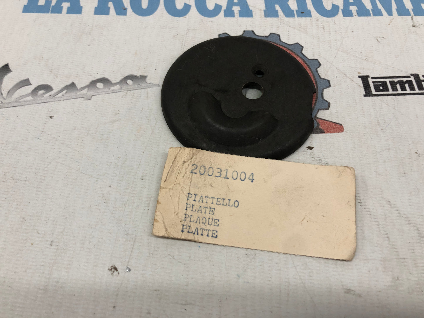 Piattello porta molla ammortizzatore posteriore Lambretta J 50 - R.O 20031004