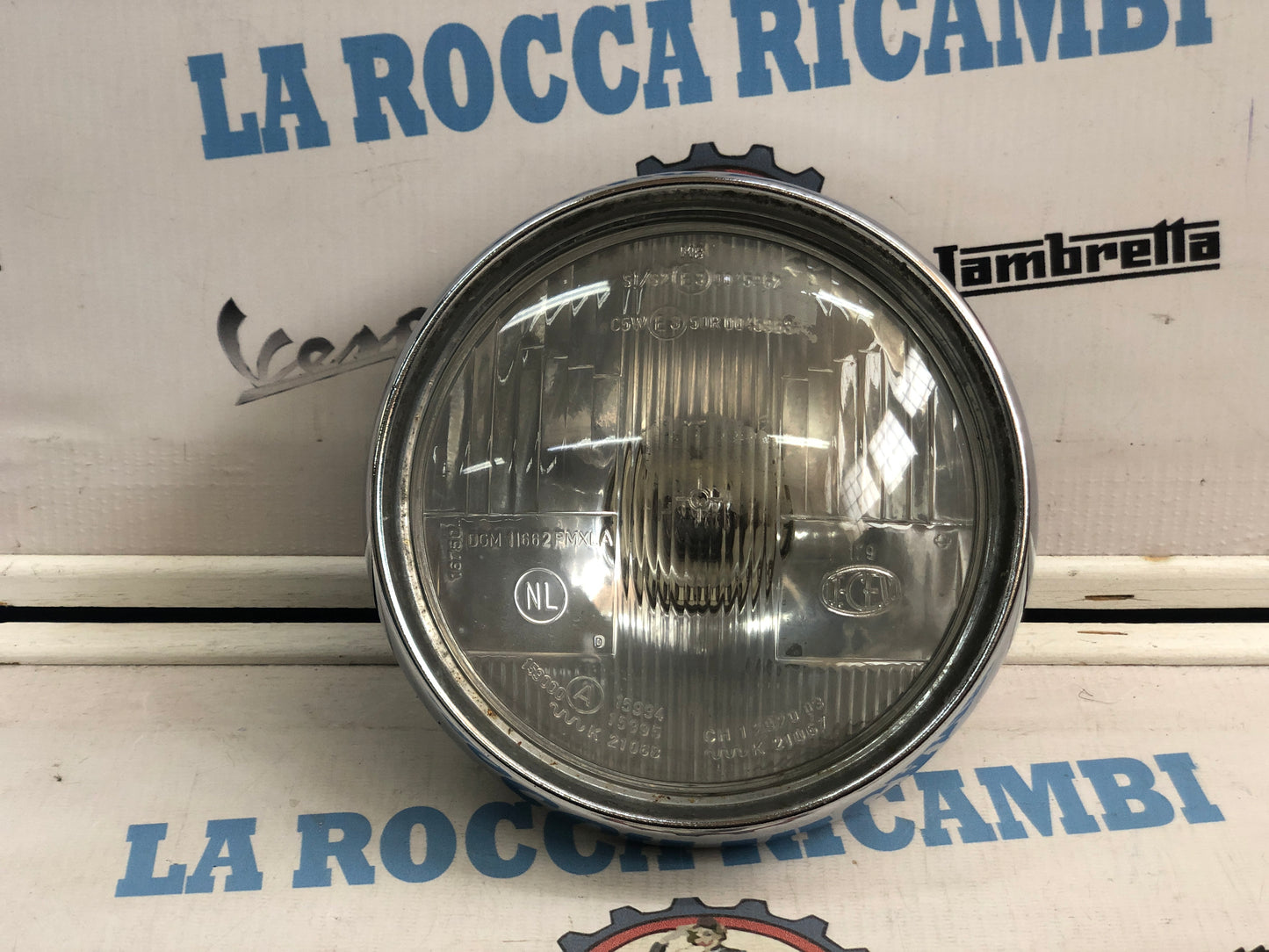 Faro anteriore Vespa BAJAJ con ghiera e portalampada