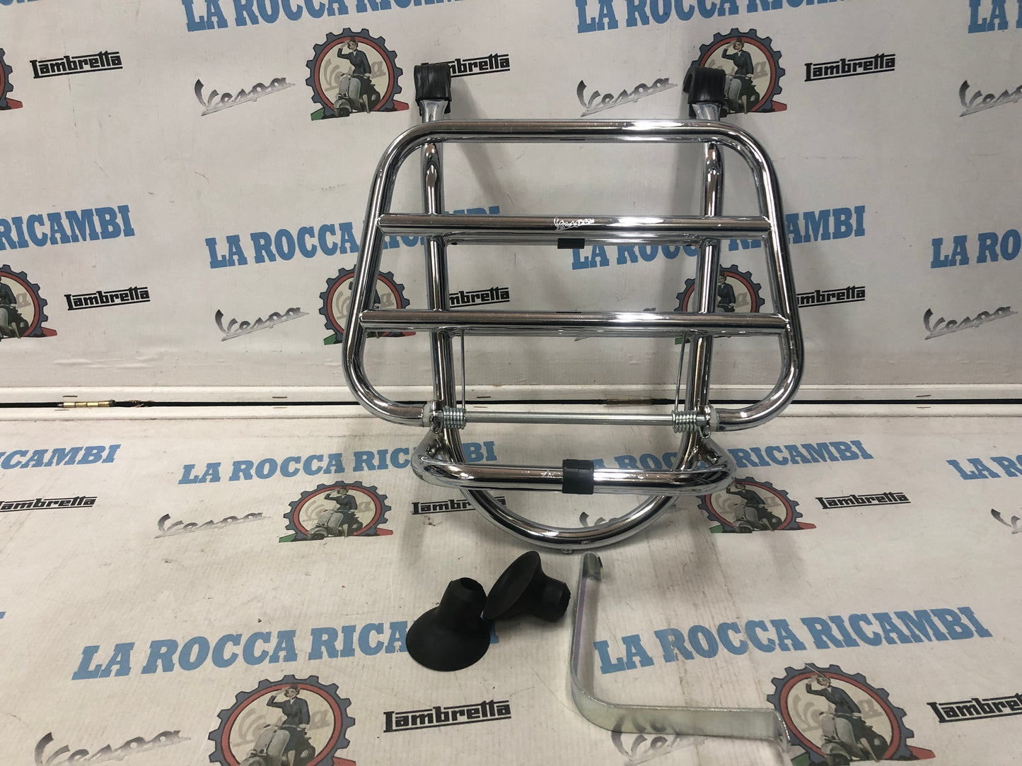 Portapacchi Anteriore Cromato Vespa GTS 300