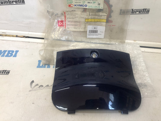 COPERCHIO ACCESSO CANDELA KYMCO PEOPLE 125/150