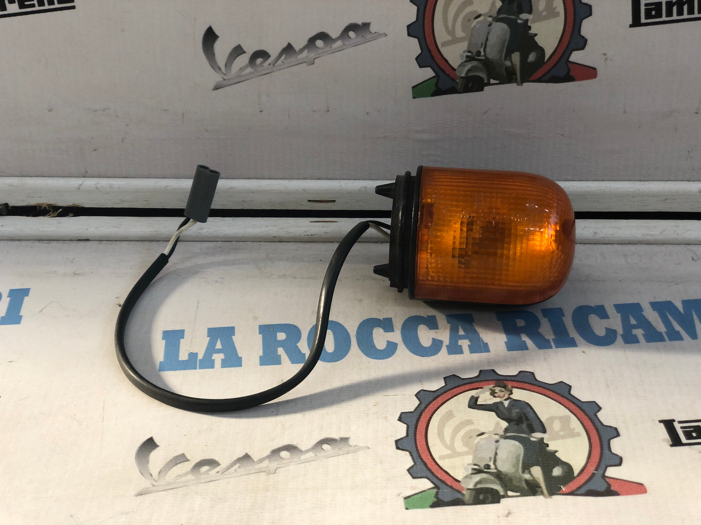 Freccia Piaggio Boss 2 Pin Originale Triom 254316