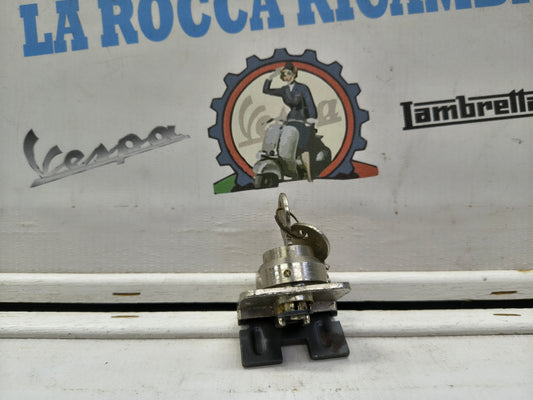 Serratura Forcella Tipo Originale Vespa VL (Bandiera Corta)