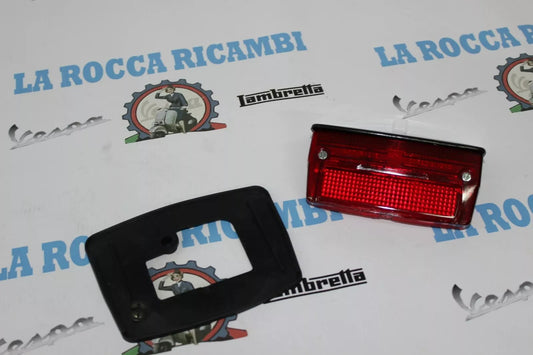 Fanalino Posteriore (Tetto Nero) Vespa 50 SPECIAL