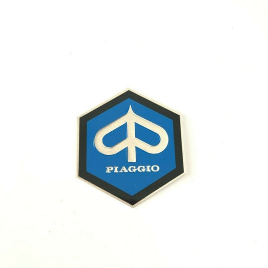 Scudetto Esagonale PIAGGIO 31 mm Calandra Vespa PX 125 / 150 / 200 Fino al 1982 - PK S 50 / 125