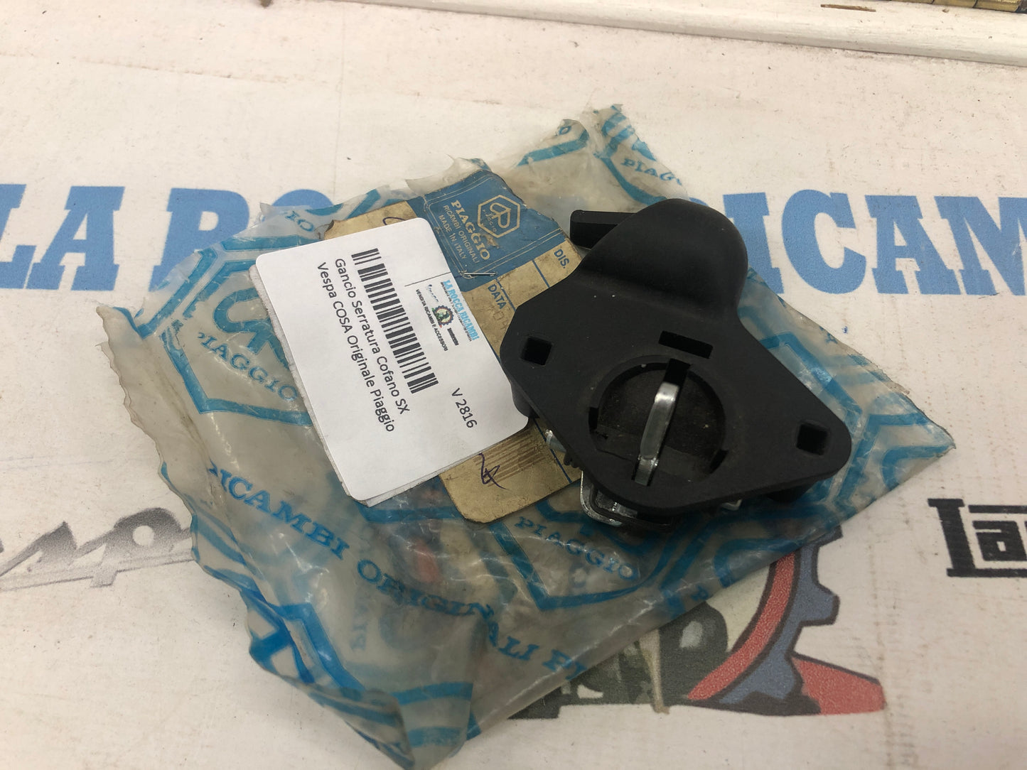Gancio Serratura Cofano SX Vespa COSA Originale Piaggio