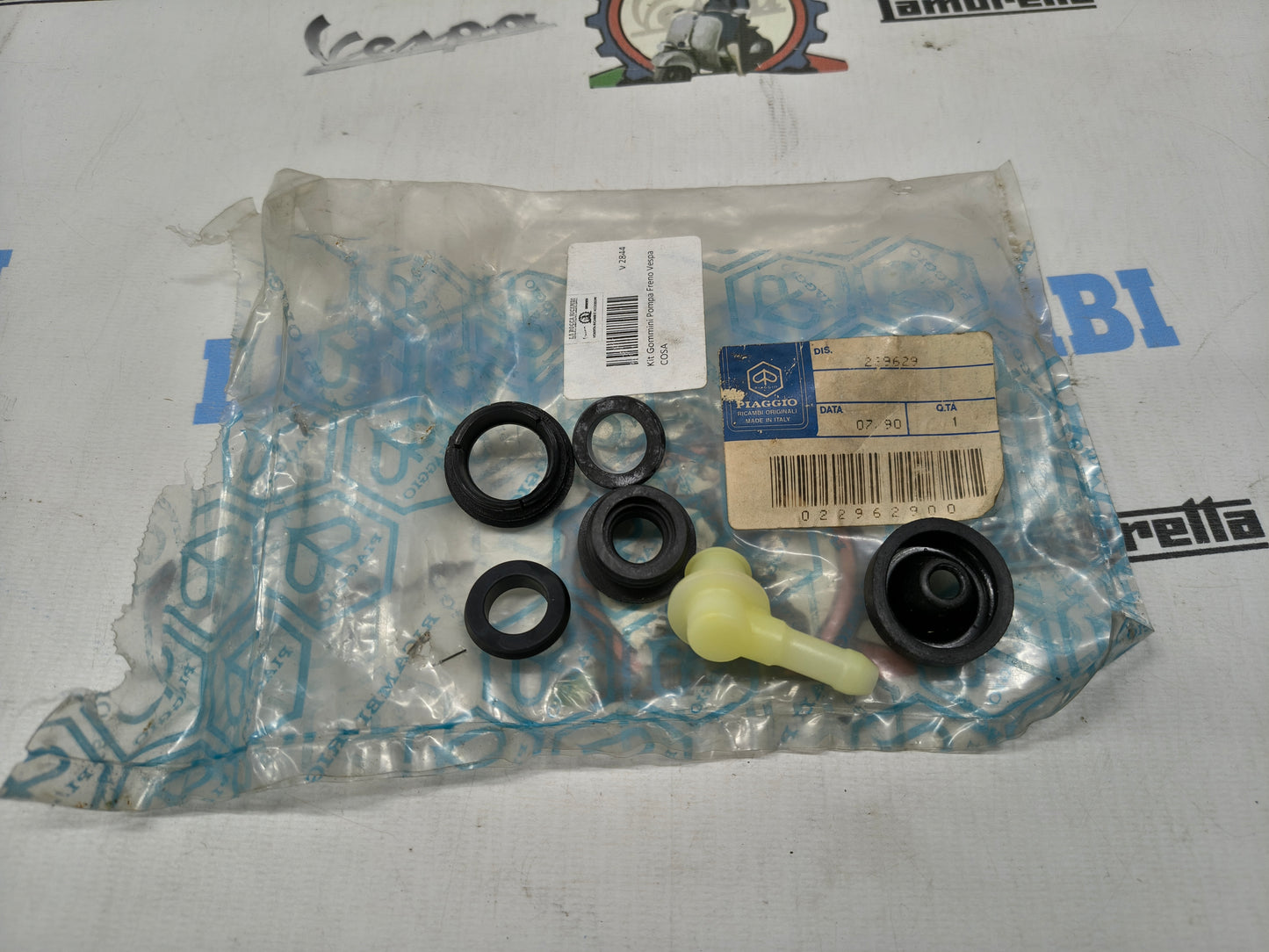 Kit Gommini Pompa Freno Vespa COSA 289629