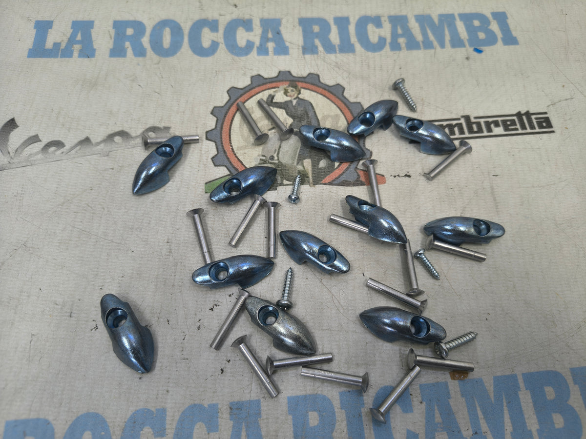 Kit puntalini rivetti e viti Vespa 50 L / N / R / SPECIAL / ET3 / PRIMAVERA