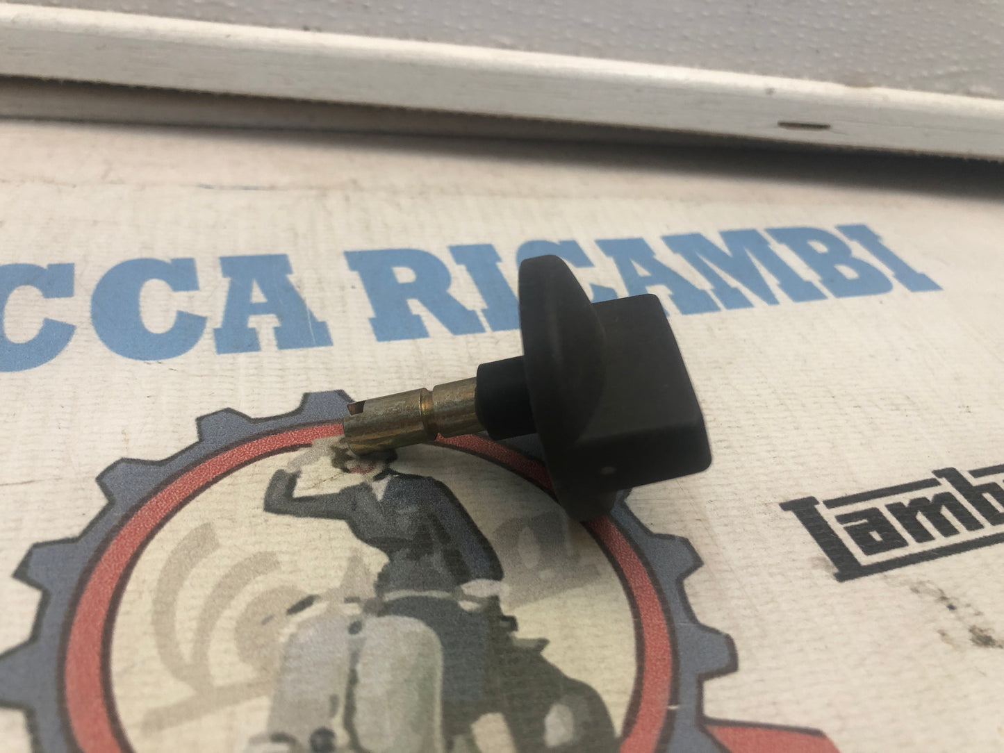 Pomello Chiusura Benzina Vespa PK Automatica Levetta Corta