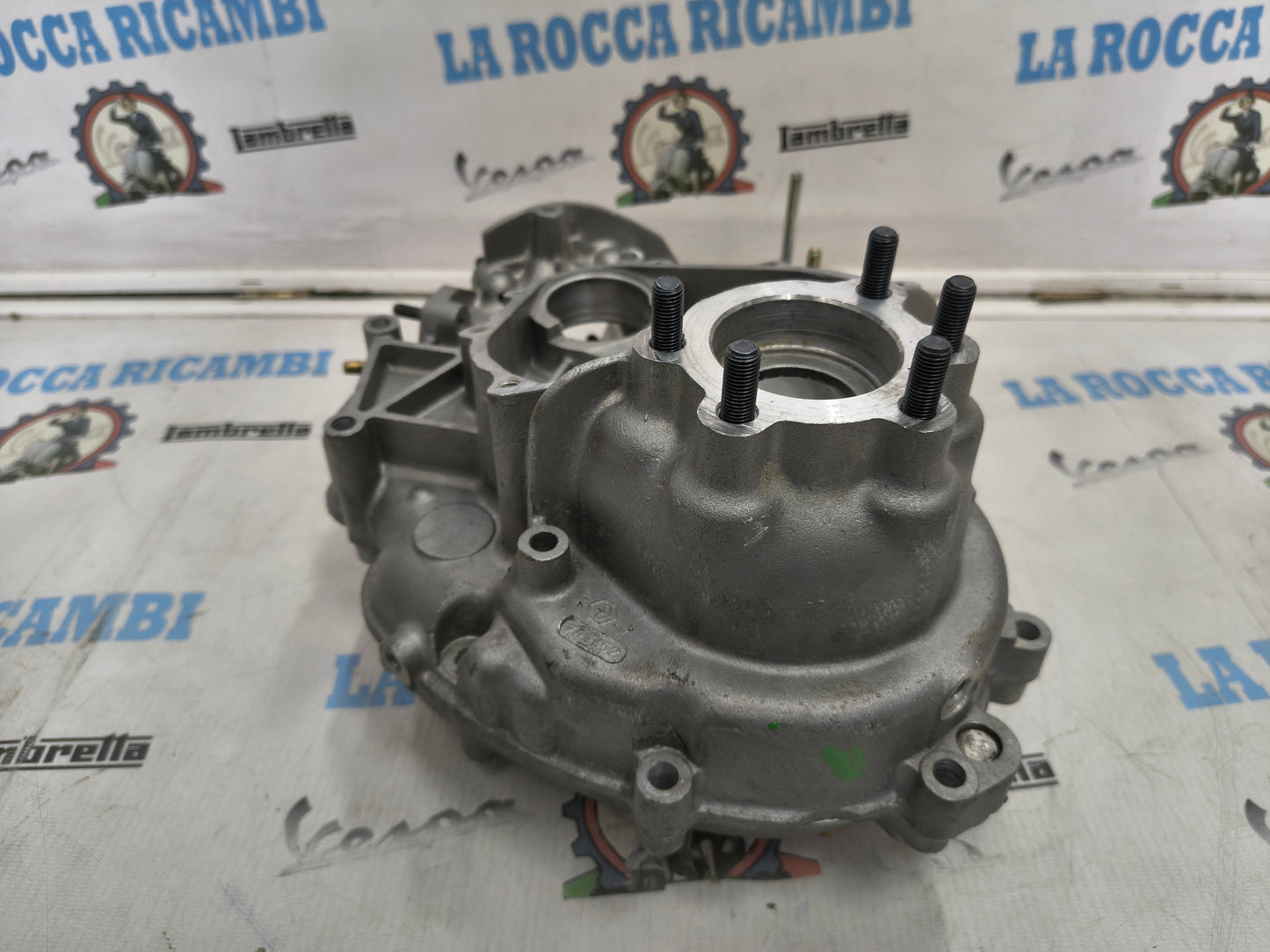 Carter motore PIAGGIO APE 50 avviamento elettrico